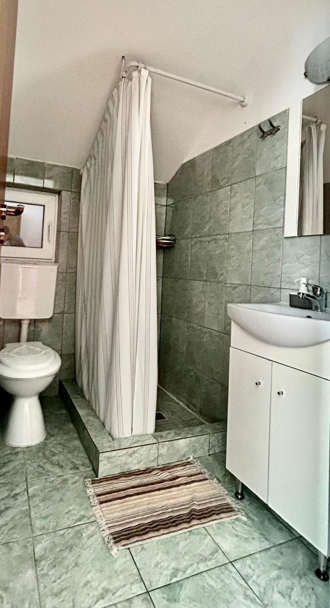 Hotel Casa Popa'S à Cîrţişoara Extérieur photo